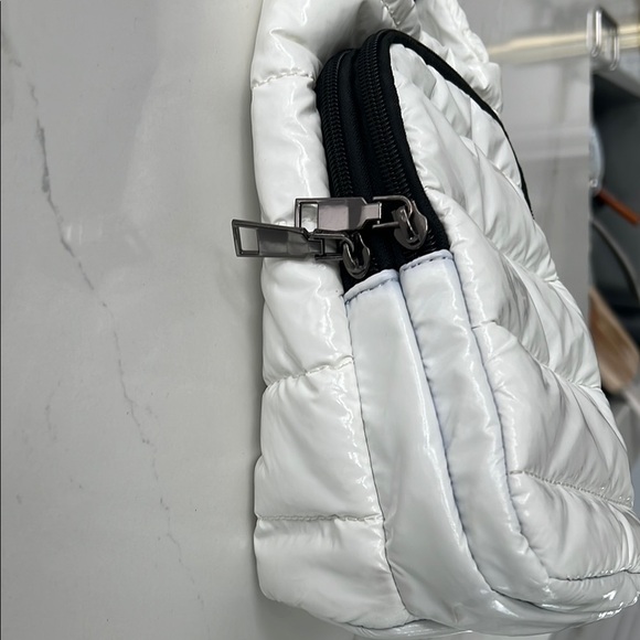 Chic Black and White Quilted Crossbody Bag with Striped Strap - Picture 4 of 7